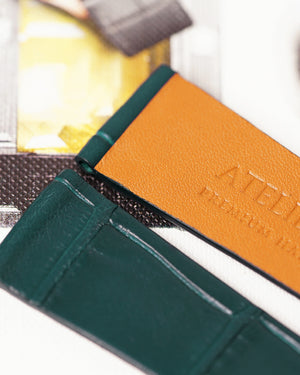 Stitchless Hunter Green Square Scale Alligator Strap